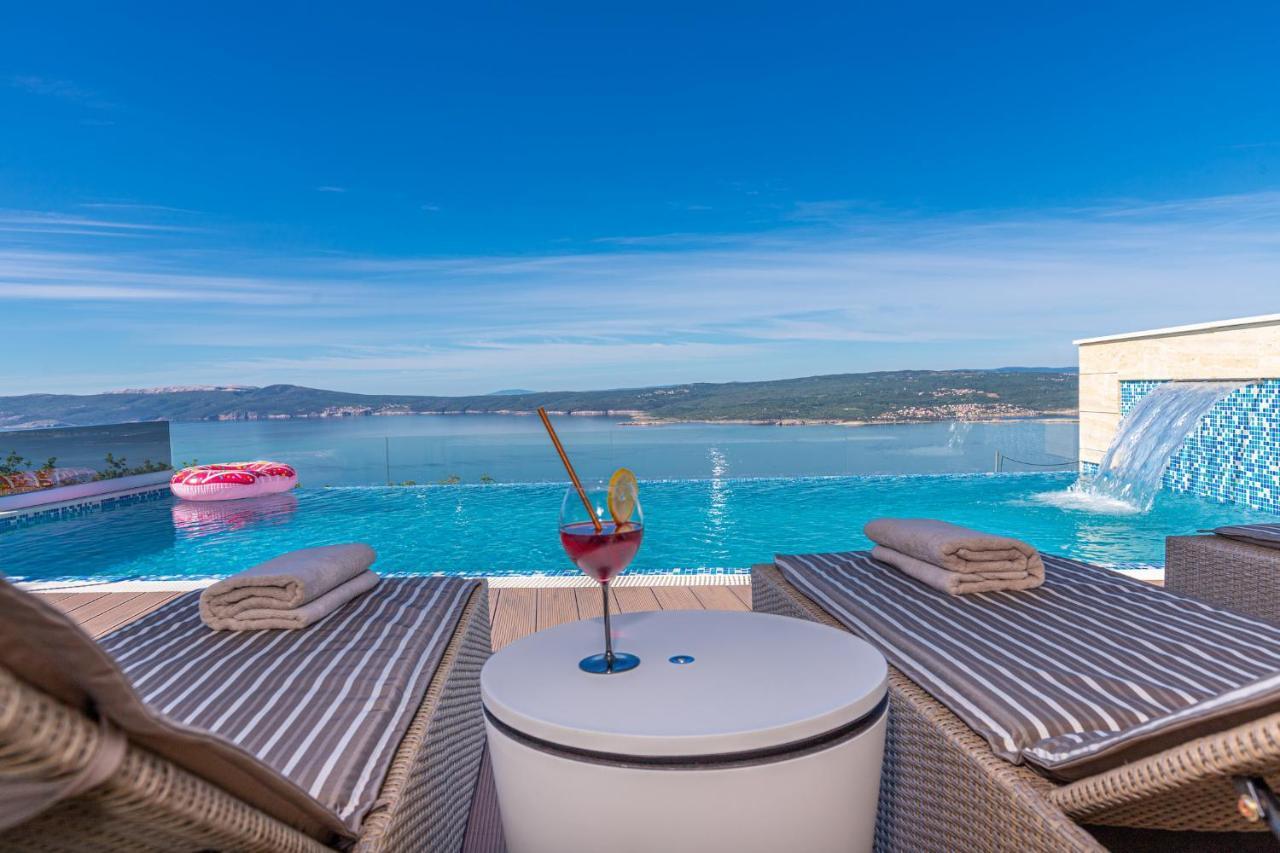 Villa Marassi With Heated Pool, Hot Tub And Sauna Crikvenica Extérieur photo