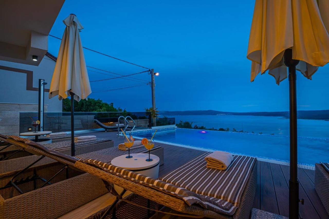 Villa Marassi With Heated Pool, Hot Tub And Sauna Crikvenica Extérieur photo