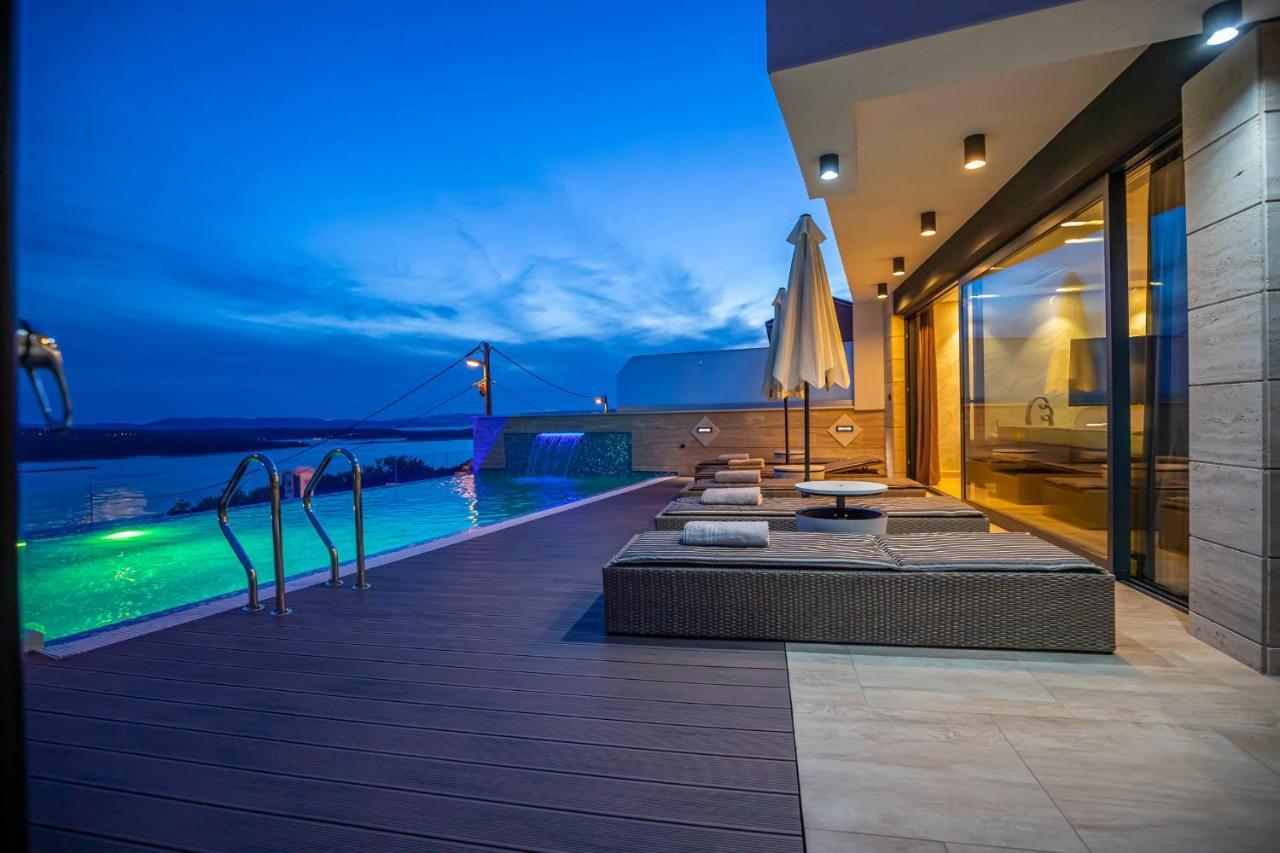 Villa Marassi With Heated Pool, Hot Tub And Sauna Crikvenica Extérieur photo