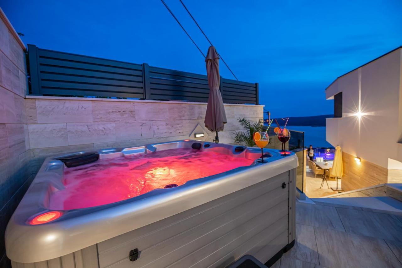 Villa Marassi With Heated Pool, Hot Tub And Sauna Crikvenica Extérieur photo