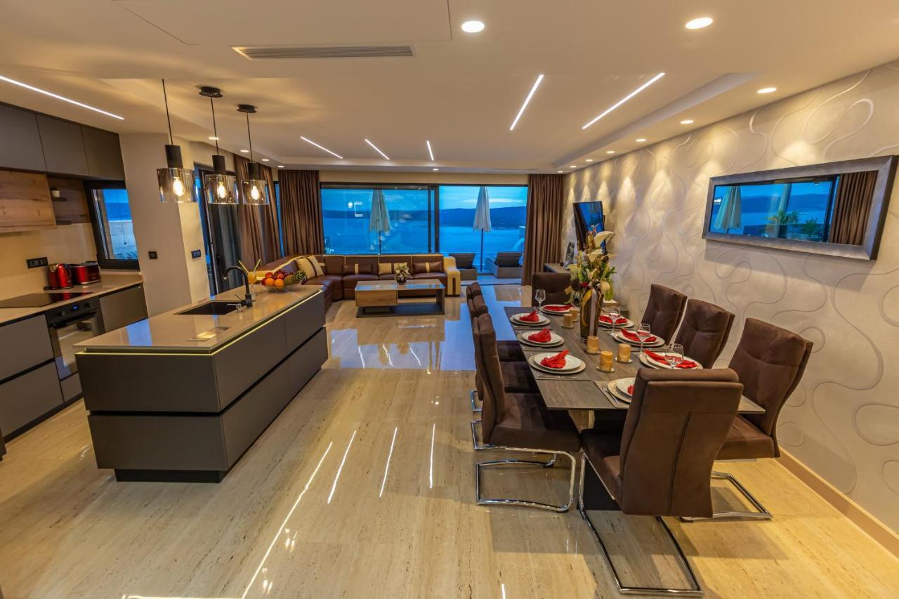 Villa Marassi With Heated Pool, Hot Tub And Sauna Crikvenica Extérieur photo