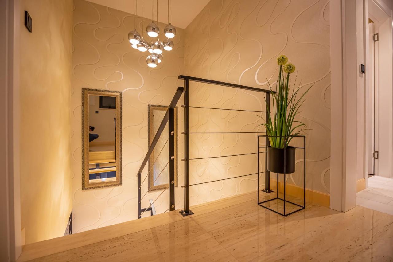 Villa Marassi With Heated Pool, Hot Tub And Sauna Crikvenica Extérieur photo