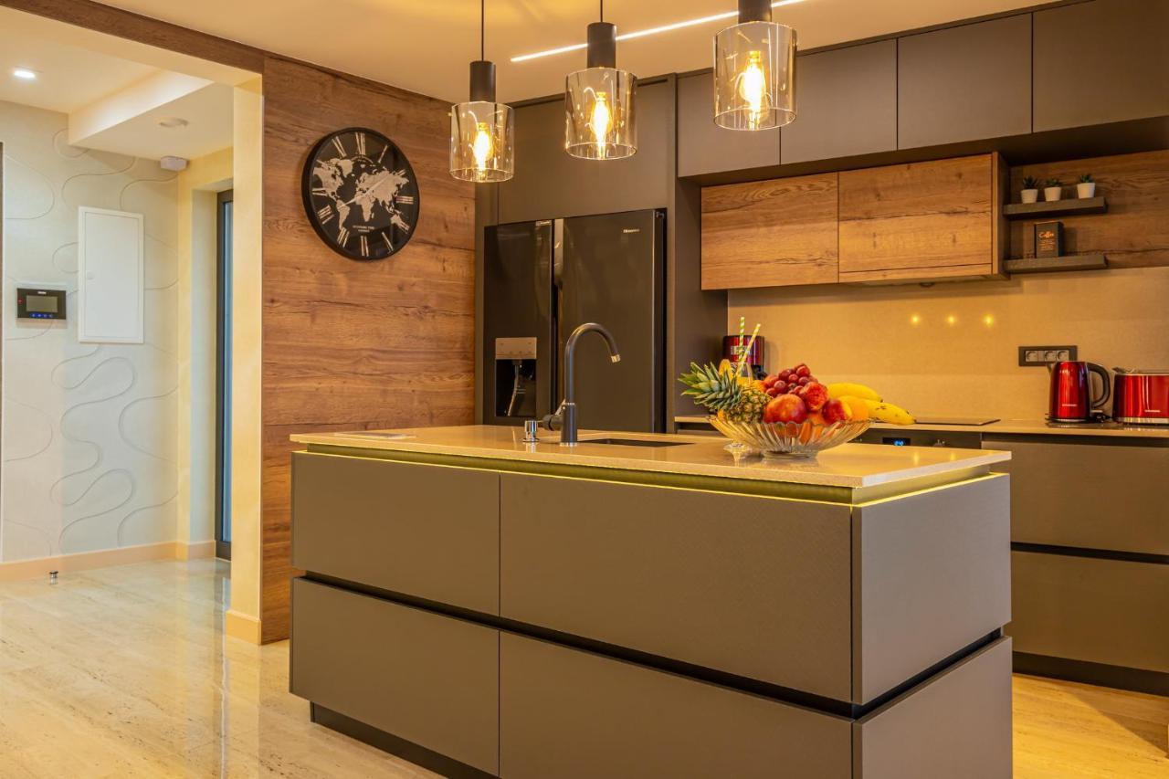 Villa Marassi With Heated Pool, Hot Tub And Sauna Crikvenica Extérieur photo