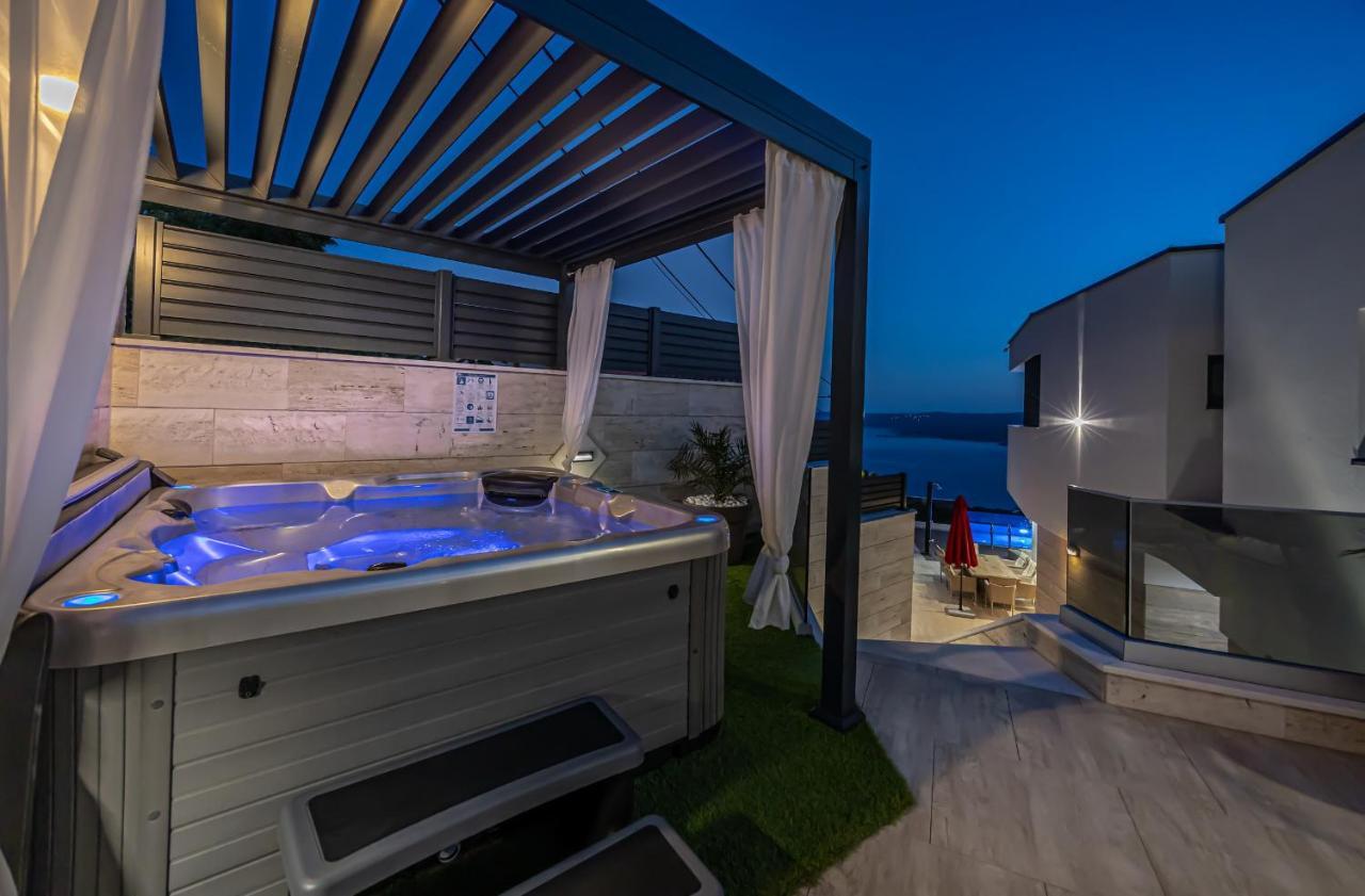 Villa Marassi With Heated Pool, Hot Tub And Sauna Crikvenica Extérieur photo