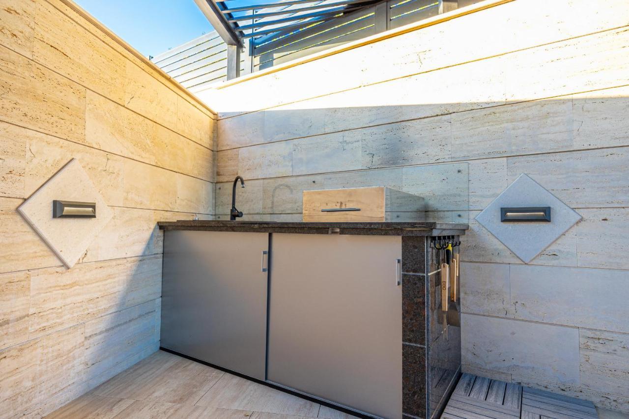 Villa Marassi With Heated Pool, Hot Tub And Sauna Crikvenica Extérieur photo